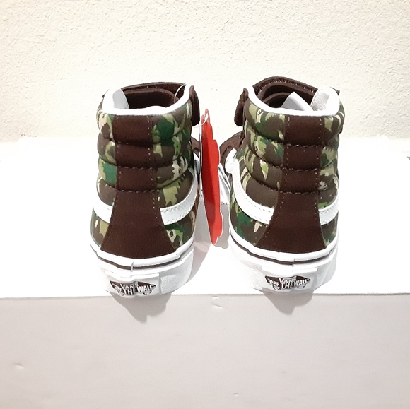 Vans - Picture 4 of 4